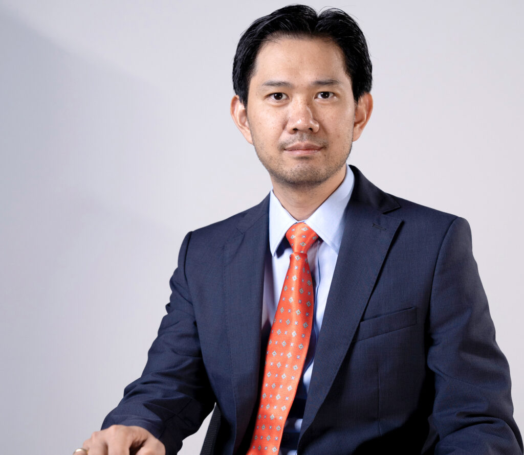 Khmer Enterprise CEO, Dr Chhieng Vanmunin